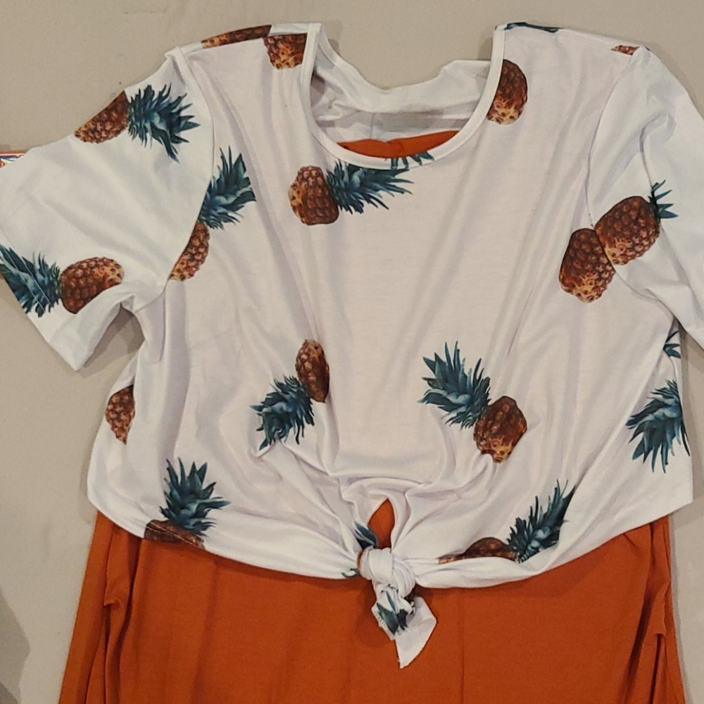 Maternity pineapple stretch dress